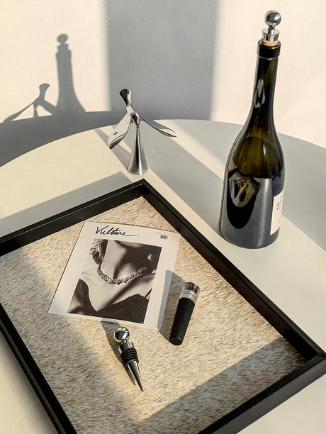LIVETAI Marisol Elegant Vacuum Sealed Wine Stopper from LIVETAI