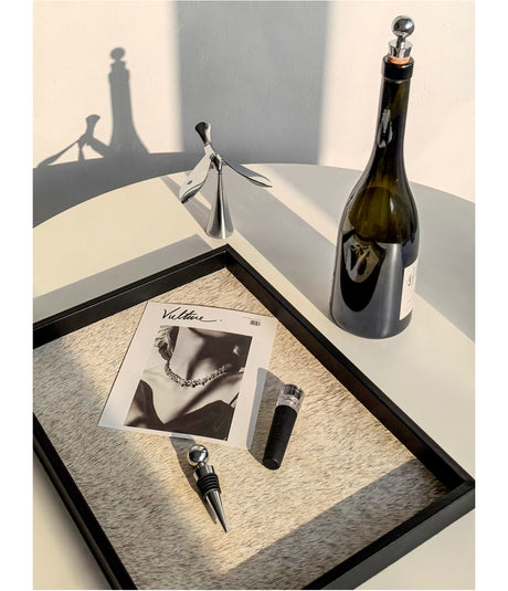 LIVETAI Marisol Elegant Vacuum Sealed Wine Stopper from LIVETAI