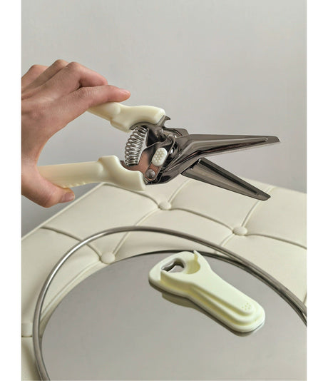 LIVETAI Santiago Robust Stainless Steel Kitchen Scissors from LIVETAI