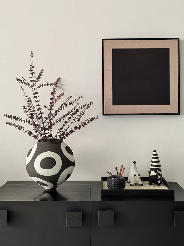 LIVETAI Takara Elegant Handcrafted Ceramic Vase from LIVETAI