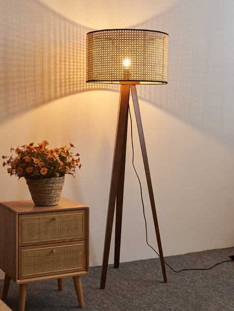 MAILANG Takayama Elegant Retro Bamboo Floor Light from MAILANG
