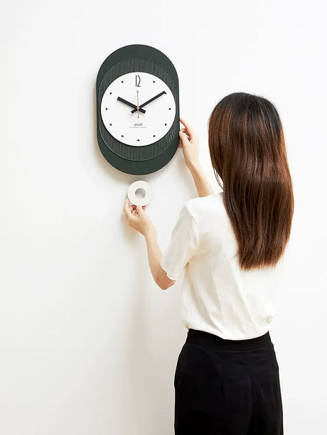 MANDELA Astraea Artistic Minimalist Decor Living Room Watch from MANDELA