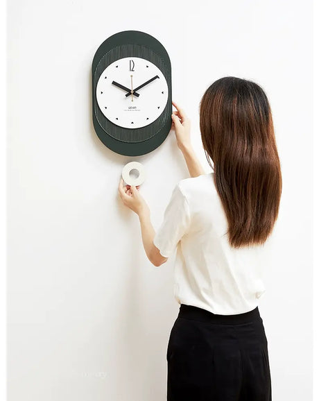 MANDELA Astraea Artistic Minimalist Decor Living Room Watch from MANDELA