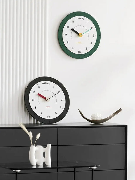 MANDELA Calypso Stylish Chic Wall Watch from MANDELA