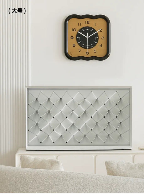 MANDELA Elowen Modern Cream Retro Wall Clock from MANDELA