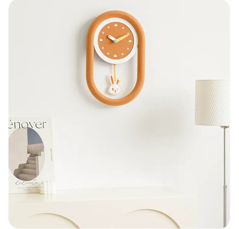 MANDELA Isolde Artistic Trendsetter Clock Decor from MANDELA