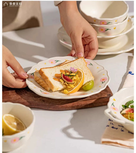 MH Elowen Elegant Dinnerware Gift Set from MH