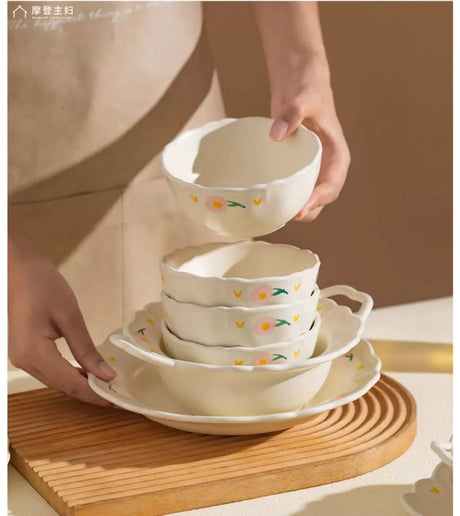 MH Elowen Elegant Dinnerware Gift Set from MH