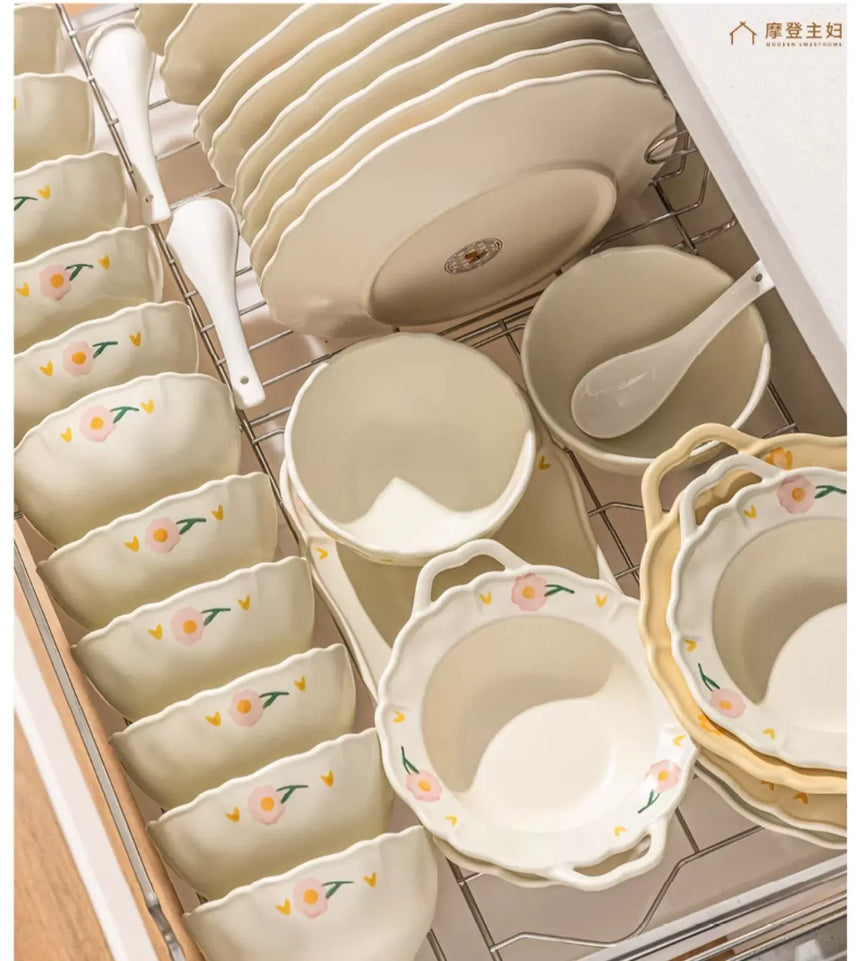 MH Elowen Elegant Dinnerware Gift Set from MH
