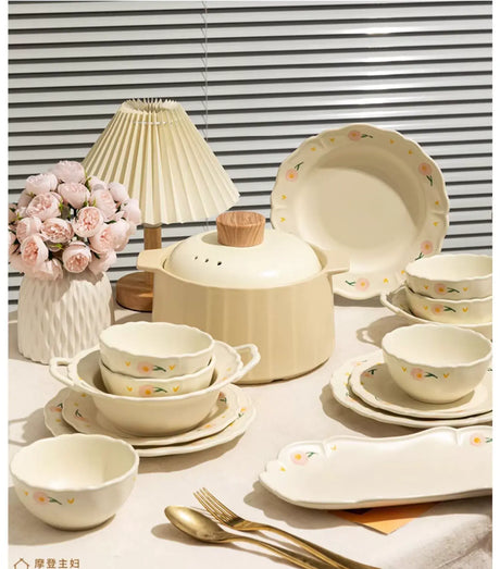 MH Elowen Elegant Dinnerware Gift Set from MH