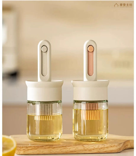 MH Isabeau Sleek Silicone Oil Dispenser Brush from MH