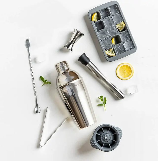 MH Isadora Stylish Stainless Steel Snow Cup Set from MH
