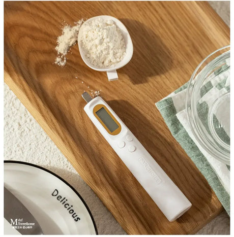 MH Isolde Digital Measuring Spoon Set for Kids' Supplements from MH