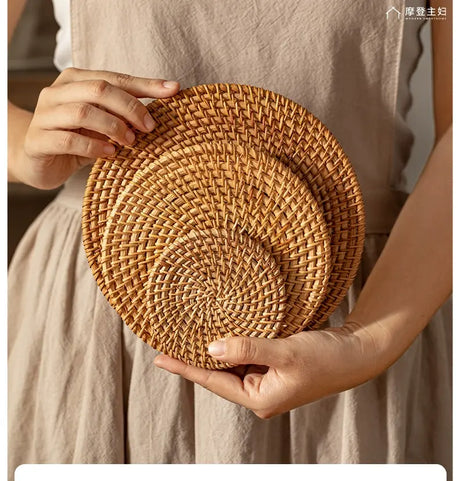 MH Isolde Premium Rattan Heat-Resistant Table Pad from MH