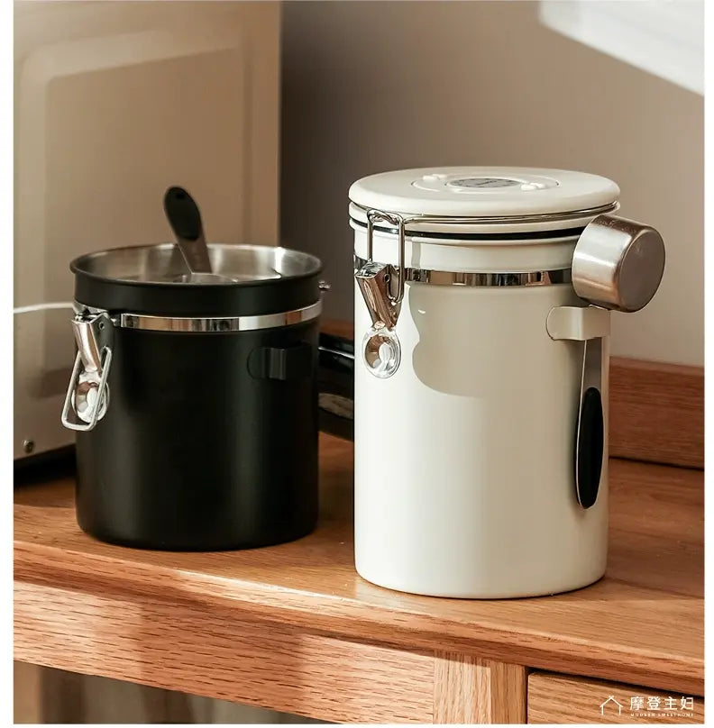 MH Santiago Versatile Airtight Storage Box from MH