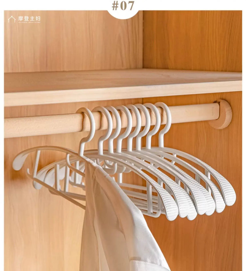 MH Sapphira Versatile Non-Slip Drying Rack from MH