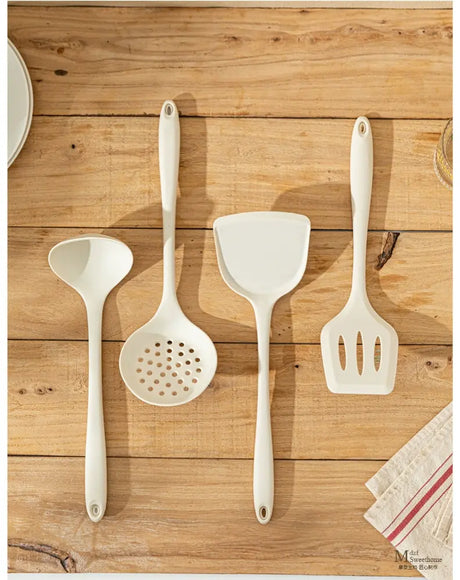 MH Valentina High-Temperature Nonstick Stir Fry Spatula from MH