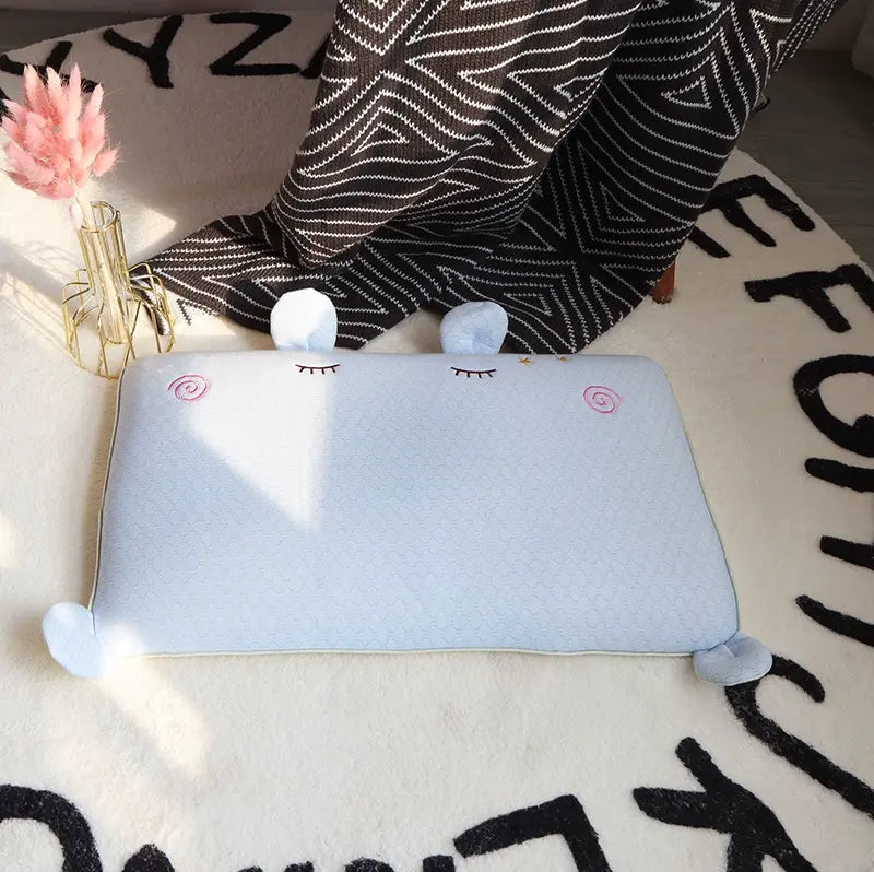 MISMAIN Elowen Cozy Universal Pillow for Young Students from MISMAIN