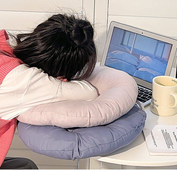 MI XIAOXIAO Alhambra Cozy Increased Thickness Winter Pillow from MI XIAOXIAO