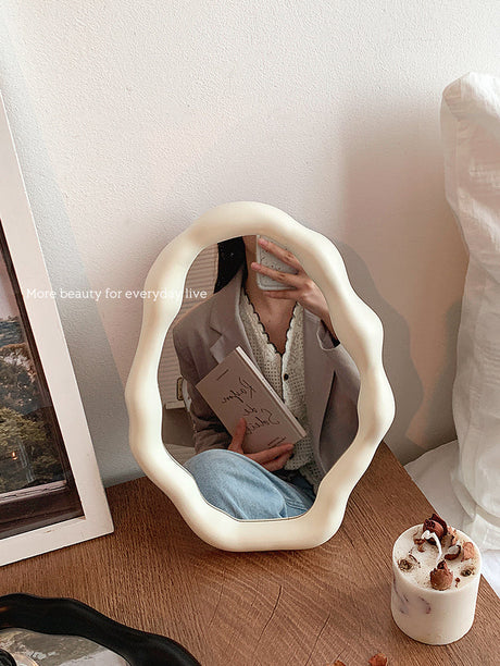 MI XIAOXIAO Amaya Elegant Compact Mirror - Standable Desktop Makeup Type from MI XIAOXIAO