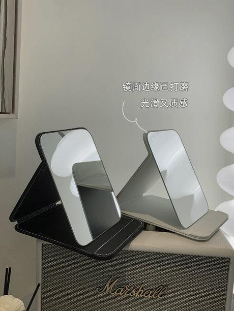 MI XIAOXIAO Juniper Sleek Compact Makeup Mirror from MI XIAOXIAO