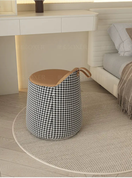 MOXER Ikebana Elegant Cream Makeup Stool from MOXER