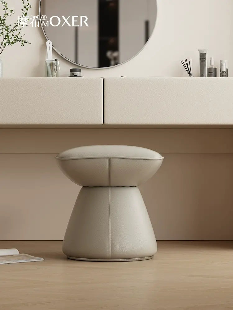 MOXER Sakura Elegant Cream Retro Leather Stool from MOXER