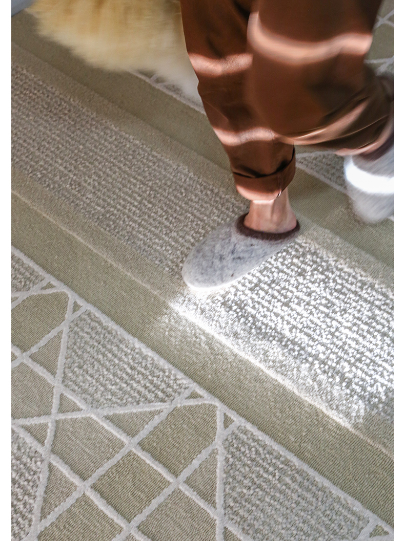 MOXI Aurelia Exquisite Handmade Carpet for Bedroom from MOXI