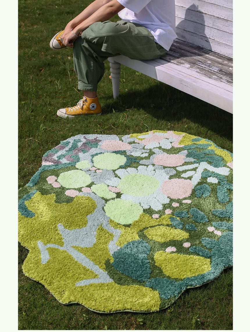 MOXI Elowen Plush Eco-Friendly Round Carpet from MOXI