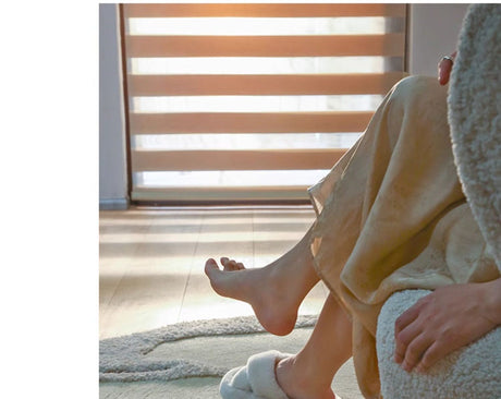 MOXI Hikaru Minimalist Coffee Table Edge Blanket Carpet from MOXI