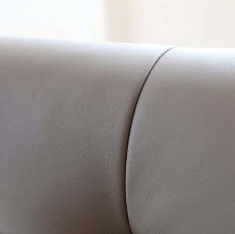 MOYU Amaryllis Creamy Stylish Retro Luxury Leather Bed from MOYU