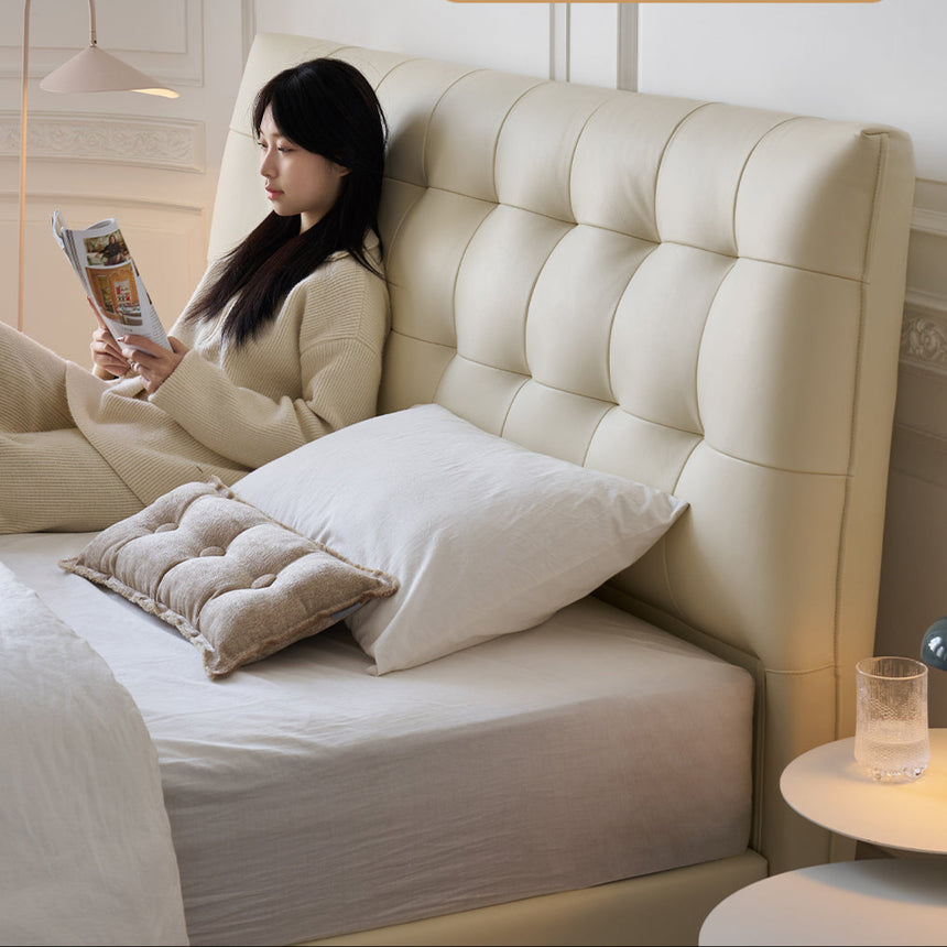 MOYU Elowen Luxurious Modern Leather Bed from MOYU
