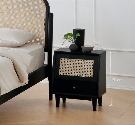 MOYU Harukaze Solid Wood Minimalist Bedside Cabinet from MOYU