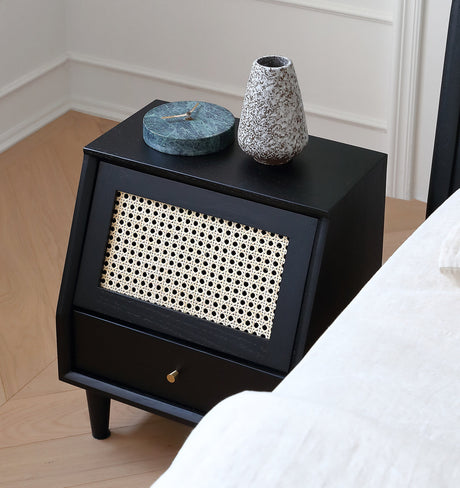 MOYU Harukaze Solid Wood Minimalist Bedside Cabinet from MOYU