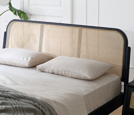 MOYU Isolde Retro Dual-Color Solid Wood Bed from MOYU