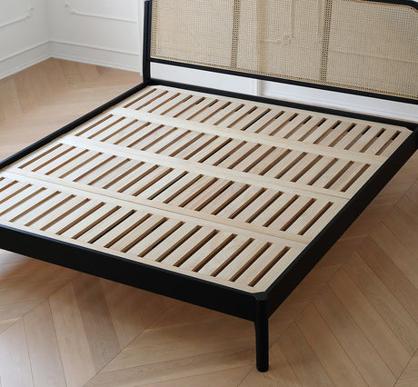 MOYU Isolde Retro Dual-Color Solid Wood Bed from MOYU