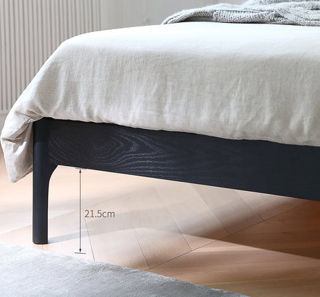 MOYU Isolde Retro Dual-Color Solid Wood Bed from MOYU