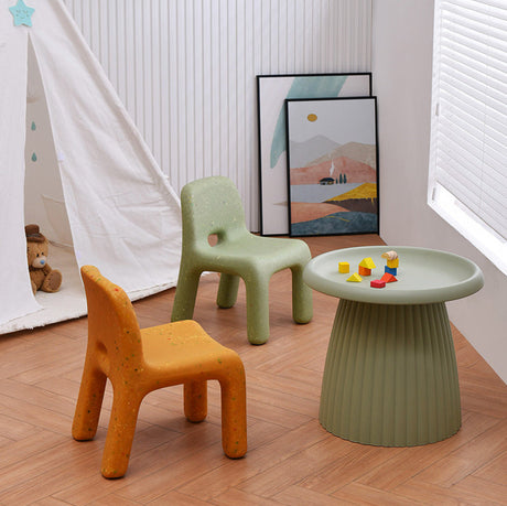 NIYE Amelie Lightweight Ergonomic Outdoor Stool from NIYE