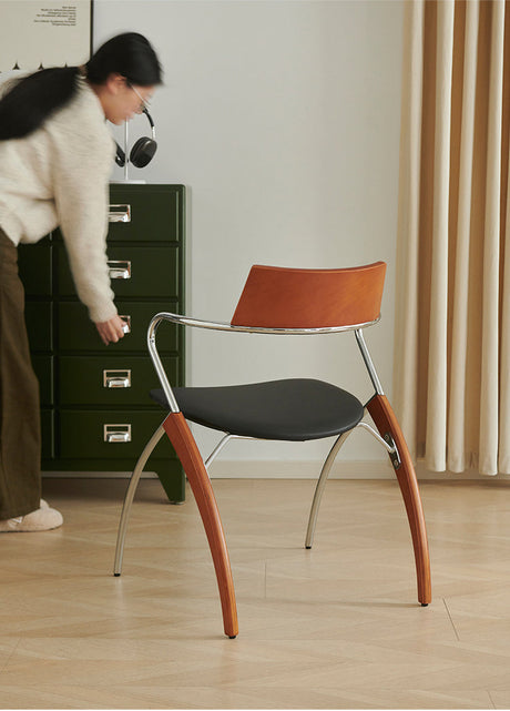 NIYE Calista Creative Bauhaus Armrest Leisure Chair from NIYE