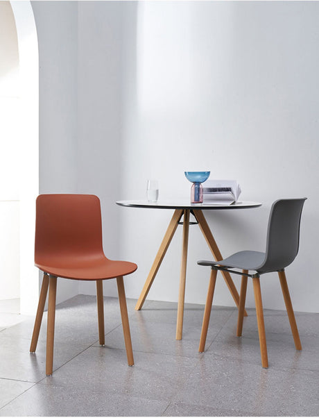 NIYE Callidora Sleek Portable High Chair from NIYE