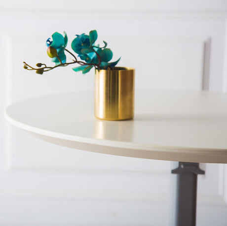 NIYE Kael Minimalist Folding Portable Round Aluminum Alloy Table from NIYE