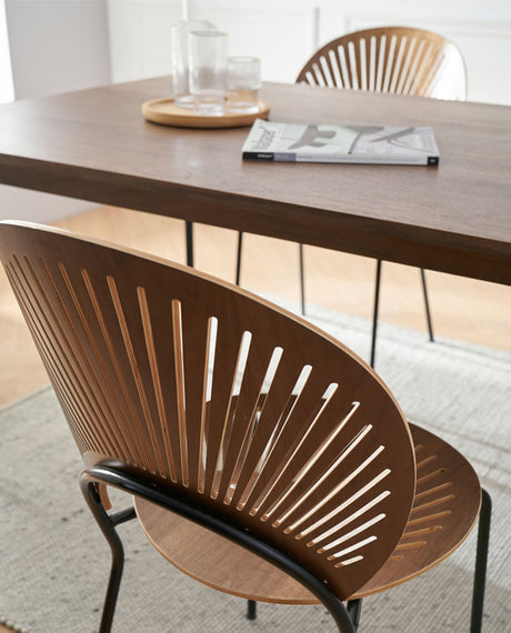 NIYE Mendoza Elegance Minimalist Makeup Chair from NIYE
