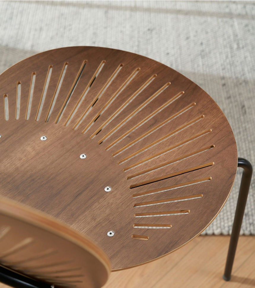 NIYE Mendoza Elegance Minimalist Makeup Chair from NIYE