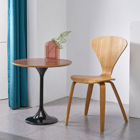 NIYE Takamatsu Sleek Modern Stylish High Chair from NIYE