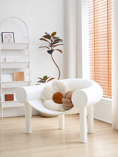 NIYE Yamaguchi Modern Cozy Design Horseshoe Chair from NIYE