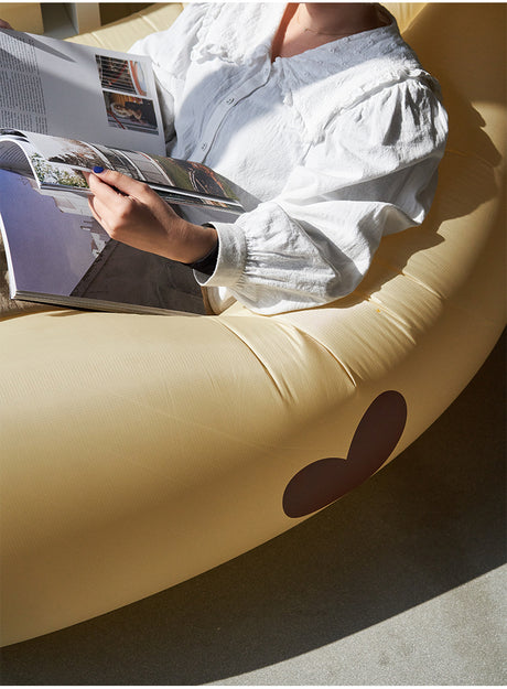 MOMO'S TALK Isolde Lightweight Portable Inflatable Bed from MOMO'S TALK