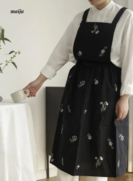 Cotton Daisy Apron from maija
