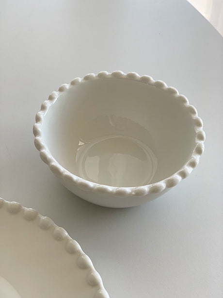 YASUKI Eliana Elegant Pearl White Ceramic Dessert Plate from YASUKI