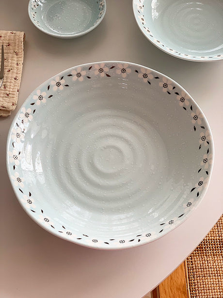 YASUKI Haruki Elegant Snowflake Ceramic Rice Bowl from YASUKI