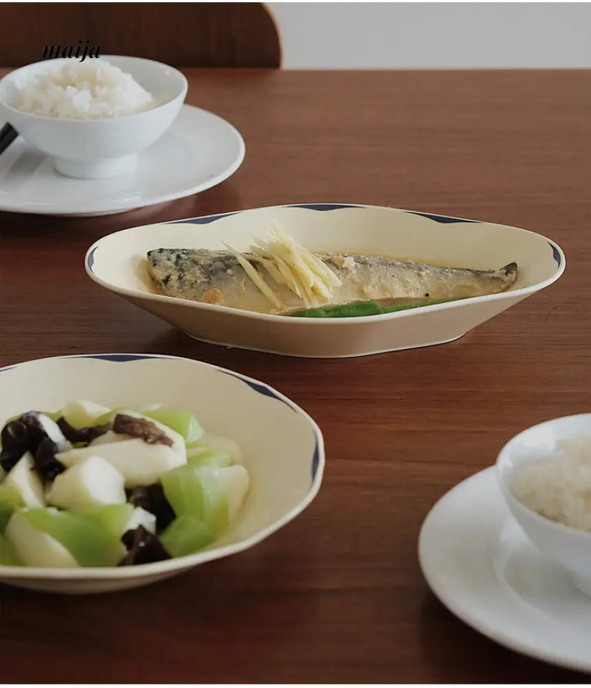 Vintage Cream Stripe Plate from momo's talk